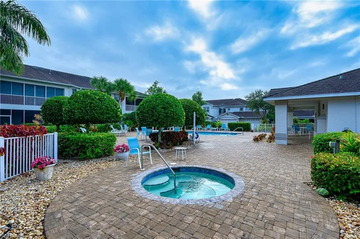 YES YOU HAVE A SPA/HOTTUB TOO!