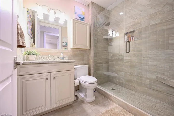 BEAUTIFUL BATHROOM TWO