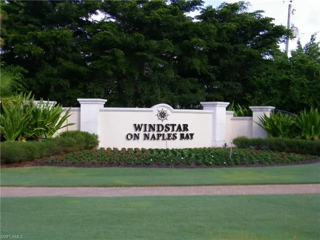 GATED WINDSTAR ON NAPLES BAY