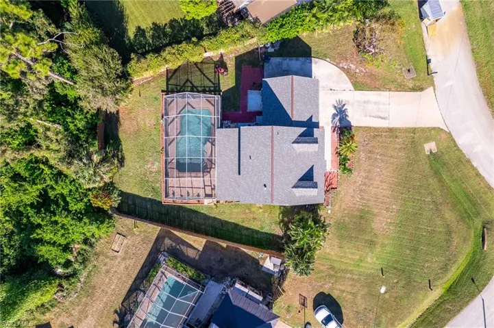 Preserve in the back of the home for full privacy