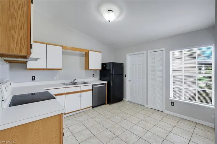 1409 Sw 11th Pl, Cape Coral, Florida 33991