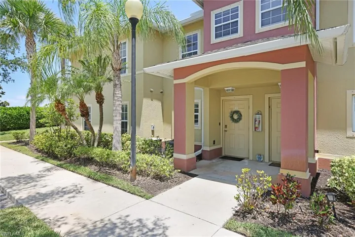 9064  Gervais  CIR, Naples, FL 34120