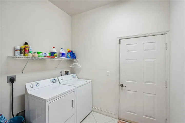 7895 Sanctuary Cir 117-1, Naples, Florida 34104