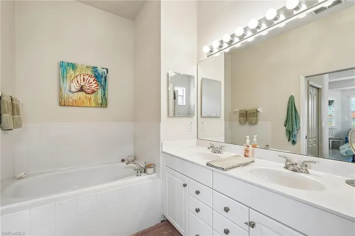 7895 Sanctuary Cir 117-1, Naples, Florida 34104