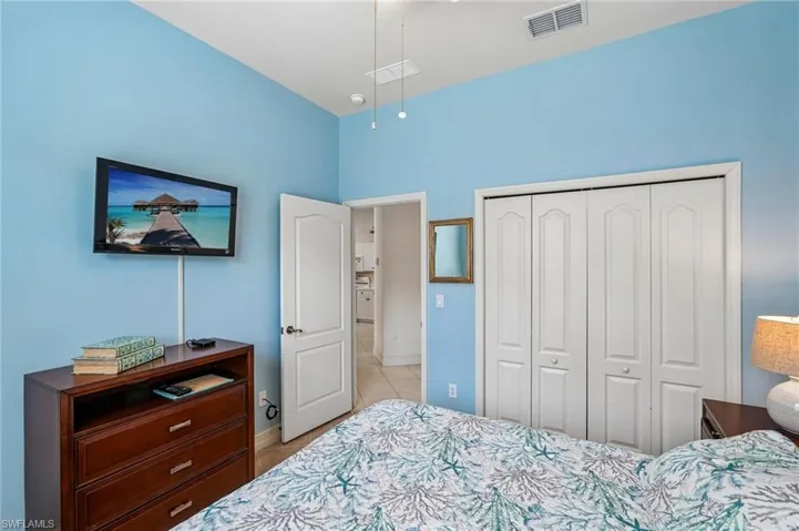 7895 Sanctuary Cir 117-1, Naples, Florida 34104