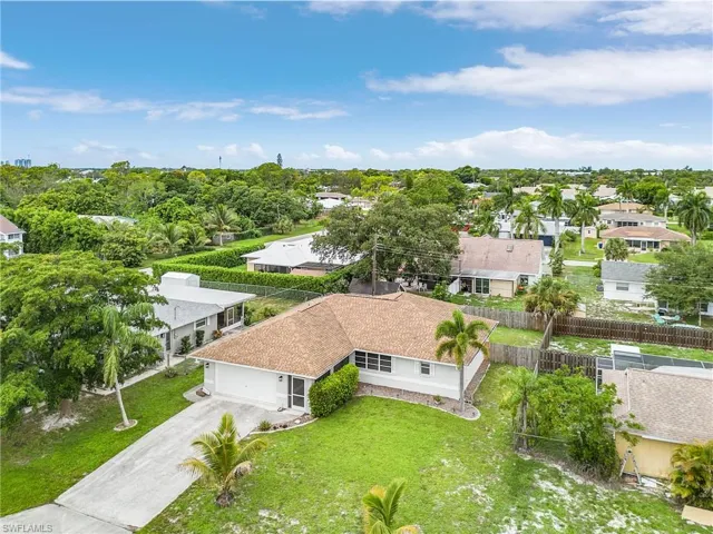 27670  Tierra Del Sol  LN, Bonita Springs, FL 34135