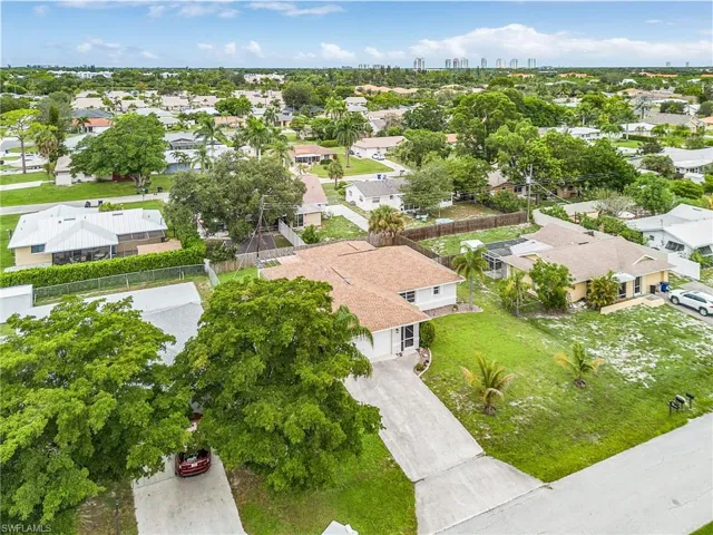 27670  Tierra Del Sol  LN, Bonita Springs, FL 34135
