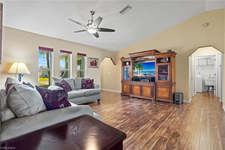 3316 SW 8th CT, CAPE CORAL FL 33914