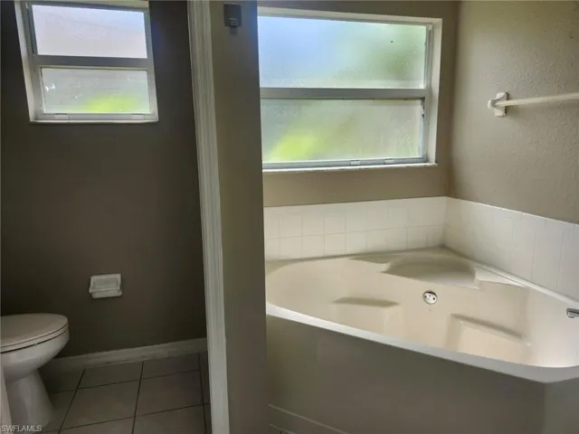 1707 Sw 2nd Ter, Cape Coral, Florida 33991