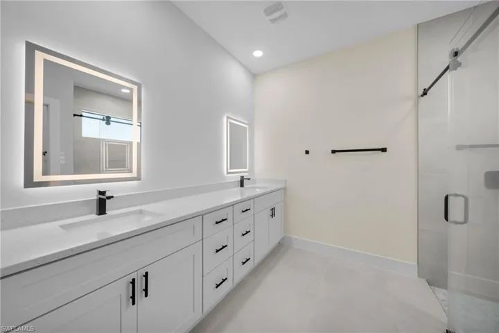 810 Carlfield Ave, Lehigh Acres, Florida 33971