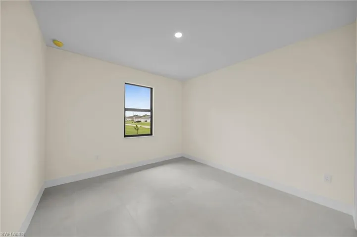 810 Carlfield Ave, Lehigh Acres, Florida 33971
