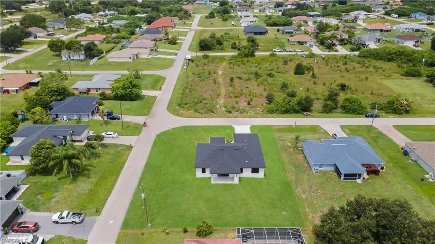 810 Carlfield Ave, Lehigh Acres, Florida 33971