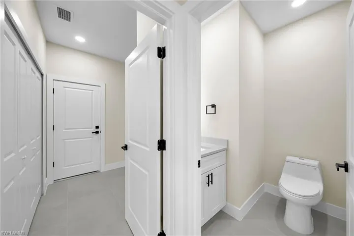 810 Carlfield Ave, Lehigh Acres, Florida 33971