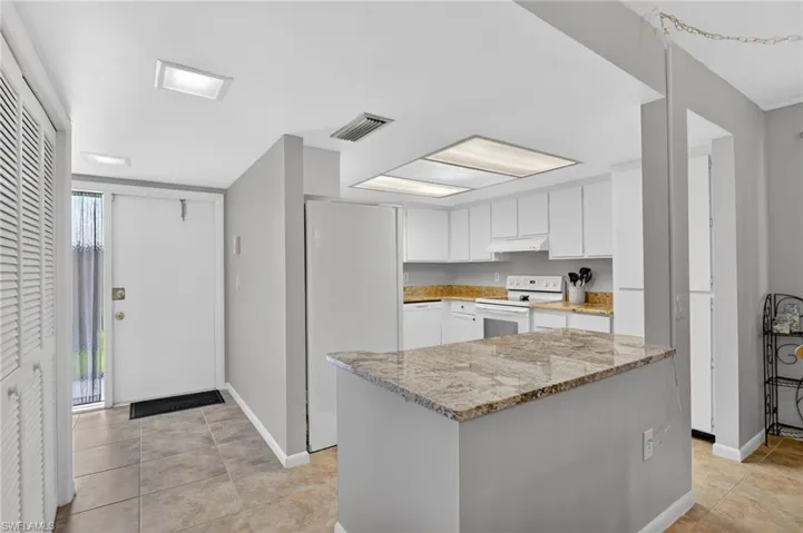 75 Saint Andrews Blvd A100, Naples, Florida 34113