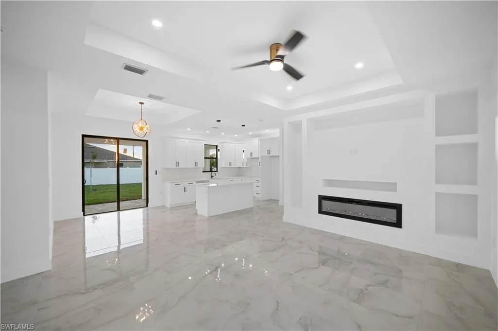 2424 24 AVE, Cape Coral, FL 33909,224024857