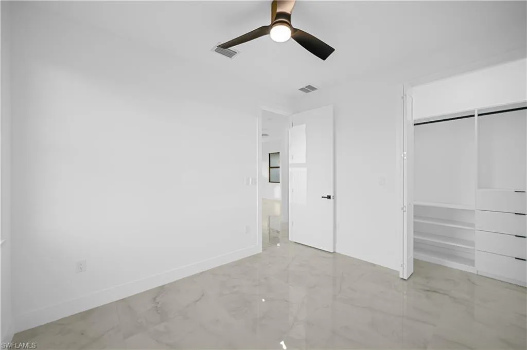 2424 24 AVE, Cape Coral, FL 33909,224024857