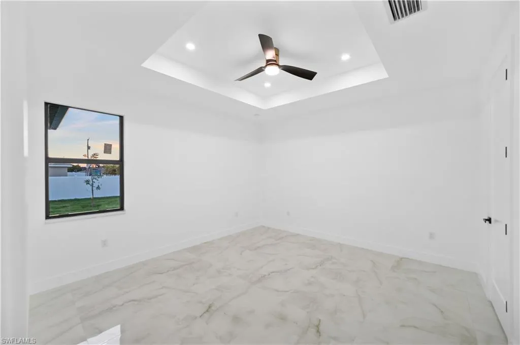 2424 24 AVE, Cape Coral, FL 33909,224024857