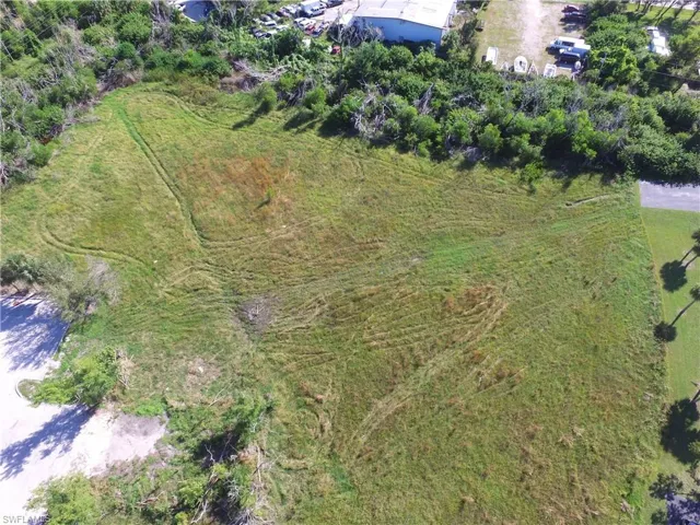 Aerial view of property and surrounding area