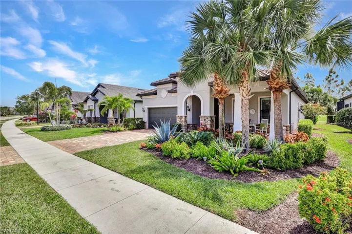 9350 Greyhawk Trl, Naples, Florida 34120