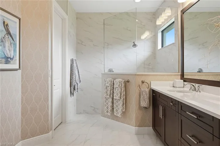 12465 Lockford Ln, Naples, Florida 34120