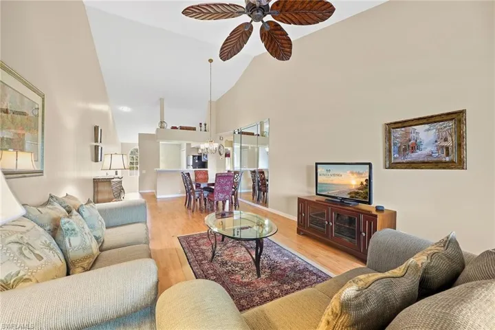 28072 Cavendish Ct 2207, Bonita Springs, Florida 34135