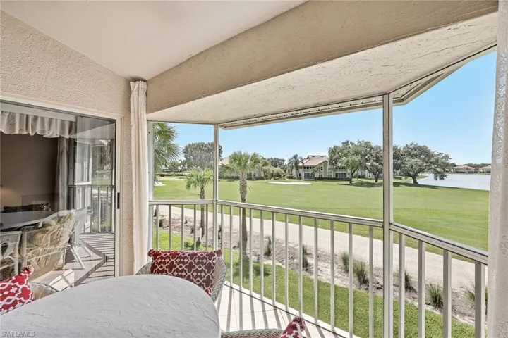 28072 Cavendish Ct 2207, Bonita Springs, Florida 34135