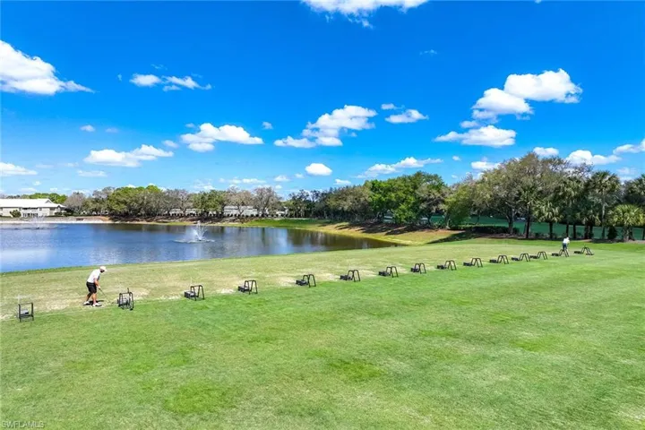 28072 Cavendish Ct 2207, Bonita Springs, Florida 34135