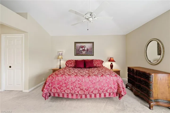 28072 Cavendish Ct 2207, Bonita Springs, Florida 34135