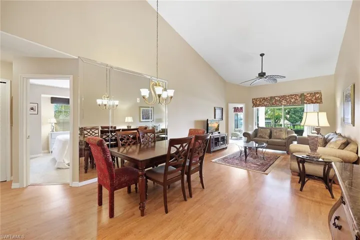 28072 Cavendish Ct 2207, Bonita Springs, Florida 34135