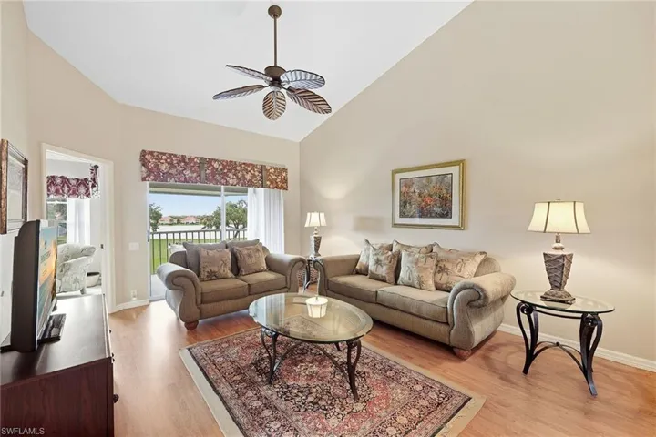 28072 Cavendish Ct 2207, Bonita Springs, Florida 34135