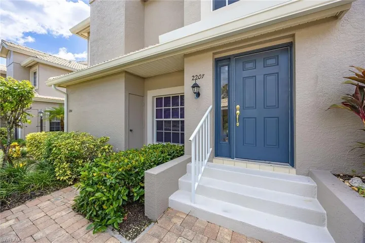 28072 Cavendish Ct 2207, Bonita Springs, Florida 34135