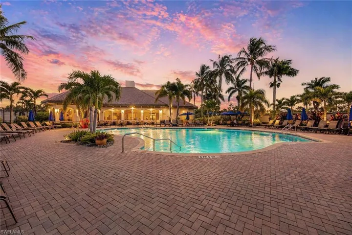 28072 Cavendish Ct 2207, Bonita Springs, Florida 34135