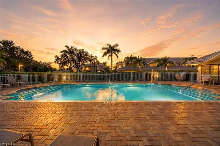 28072 Cavendish Ct 2207, Bonita Springs, Florida 34135