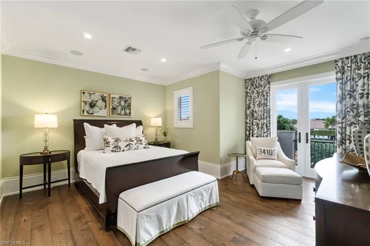 2225 Miramonte Ct, Naples, Florida 34105