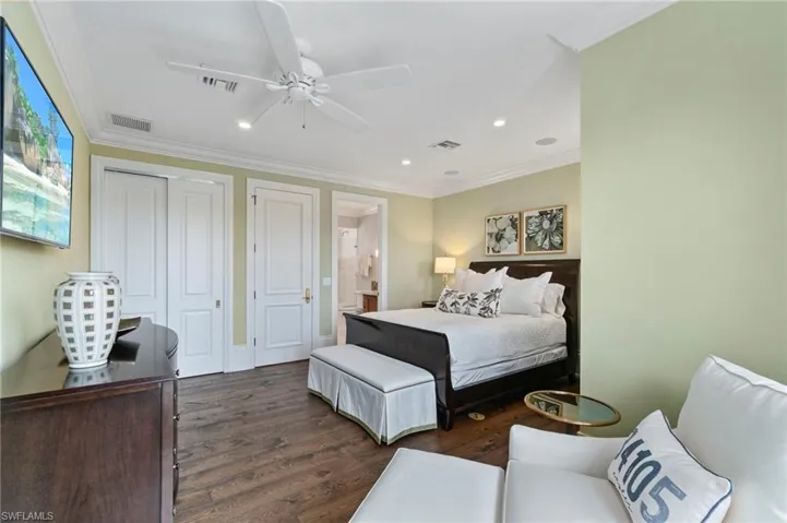 2225 Miramonte Ct, Naples, Florida 34105