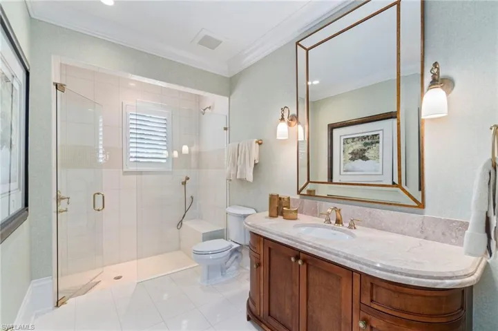 2225 Miramonte Ct, Naples, Florida 34105