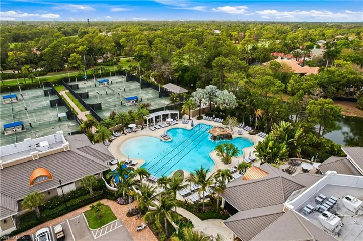 2225 Miramonte Ct, Naples, Florida 34105