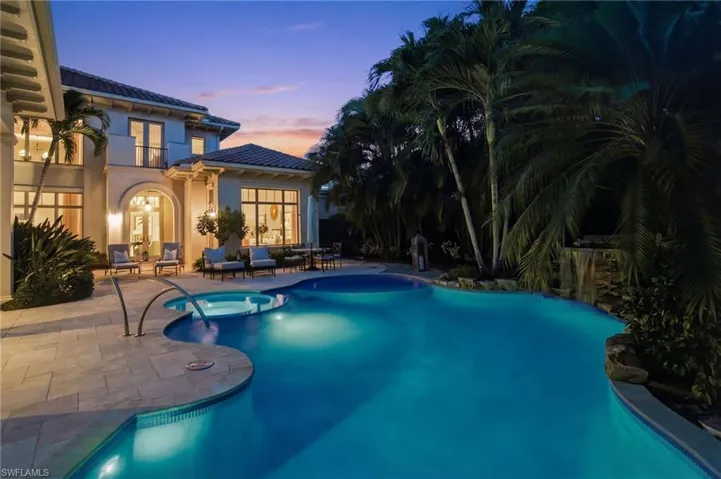 2225 Miramonte Ct, Naples, Florida 34105