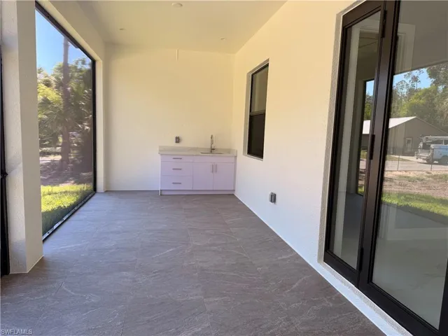 3359 6th Ave Se, Naples, Florida 34117