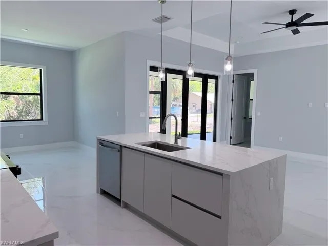 3359 6th Ave Se, Naples, Florida 34117