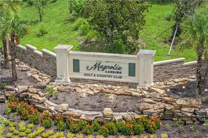 Magnolia Landing combines the best of Florida’s outdoor living with a welcoming community atmosphere—perfect for those seeking both relaxation and activity.