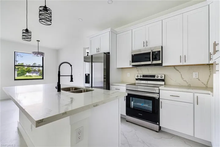 16290  Banyan  AVE, Port Charlotte, FL 33954