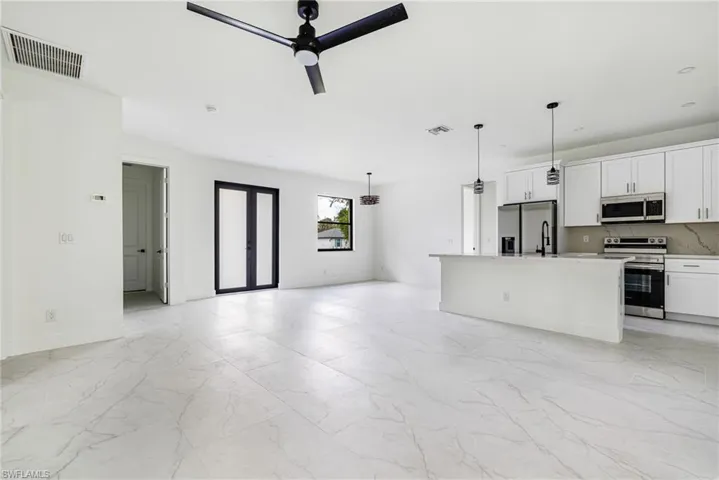 16290  Banyan  AVE, Port Charlotte, FL 33954