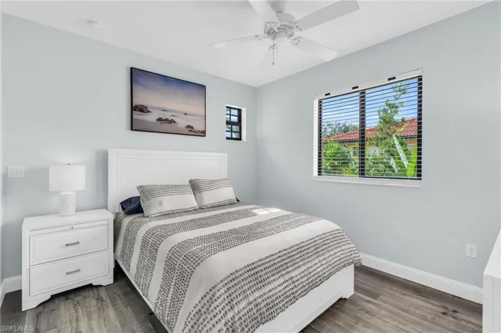 1391 Santiago Cir 902, Naples, Florida 34113