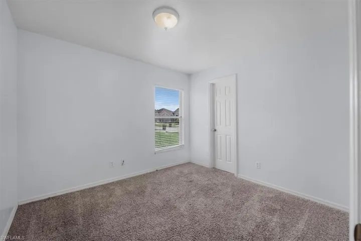 4664 Varsity Cir, Lehigh Acres, Florida 33971