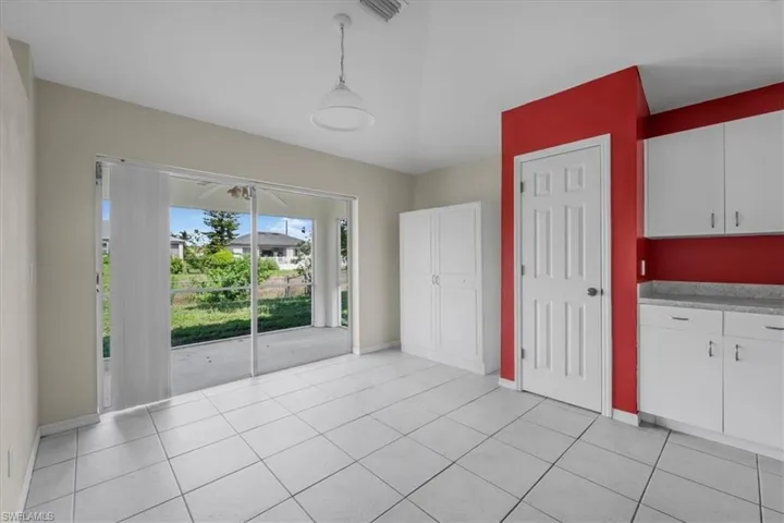4664 Varsity Cir, Lehigh Acres, Florida 33971