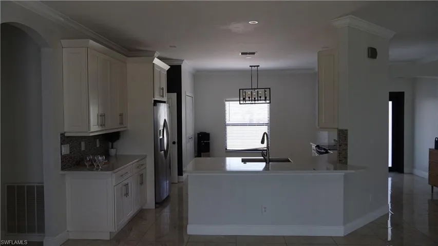 2700 NW 11th  ST, Cape Coral, FL 33993