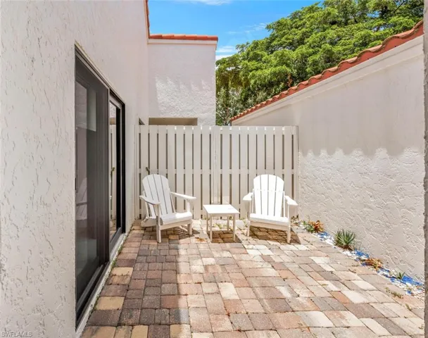517 Beachwalk Cir # 0, Naples Fl 34108
