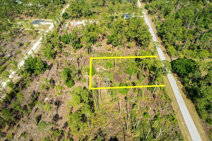 809 Irving AVE, LEHIGH ACRES FL 33972