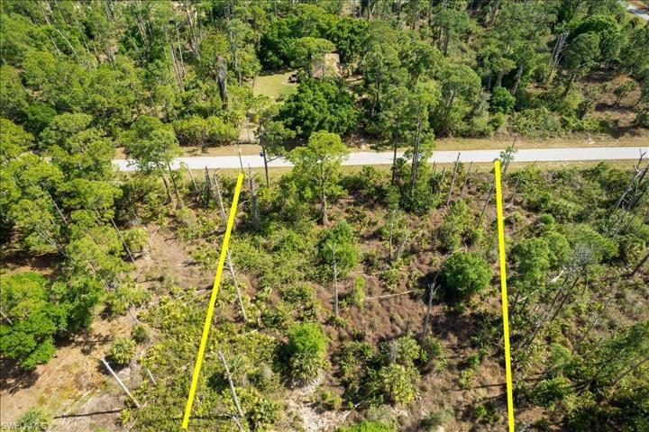 809 Irving AVE, LEHIGH ACRES FL 33972